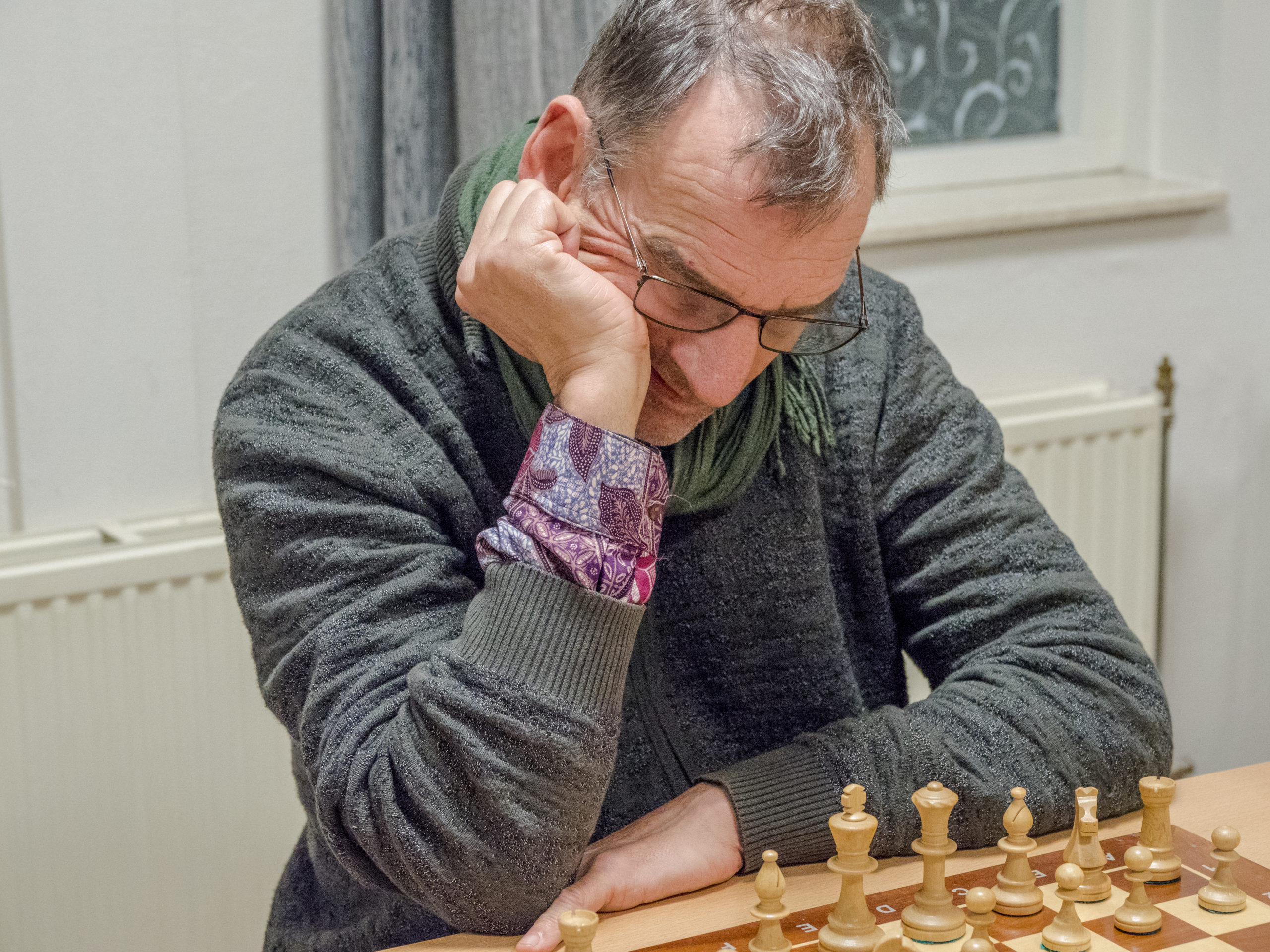 Schaker Peter Vis slaat toe!