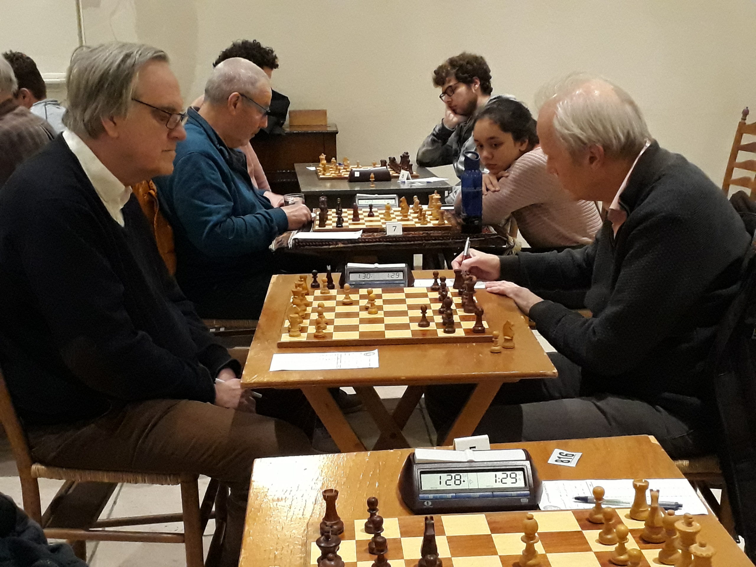 Nipt verlies voor vierde team in streekderby